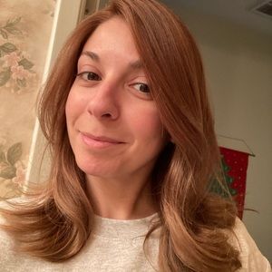 Meet your Posher, Yoana